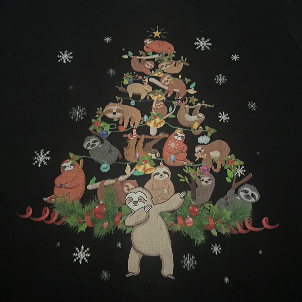 SLOUTH CHRISTMAS TREE WOMENS TEE NWOT